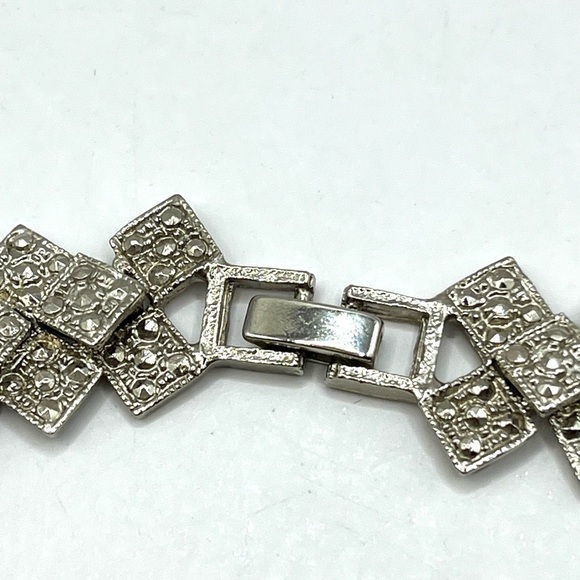 Vintage Necklace  Geometric Link Necklace and Earrings Set Silver Tone Sparkling - Picture 8 of 10